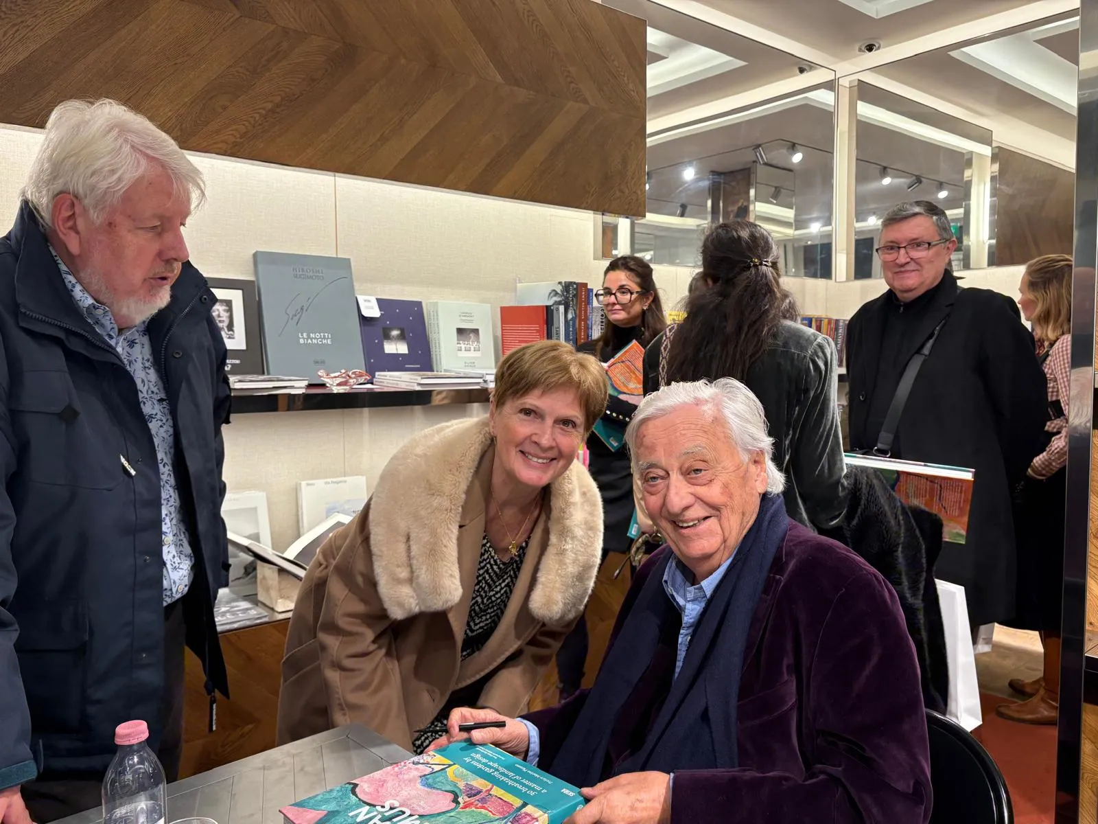 Nouveau livre : Le bonheur de vivre-74a4bc5b-1c01-472a-8ae4-c3c1d4220b95