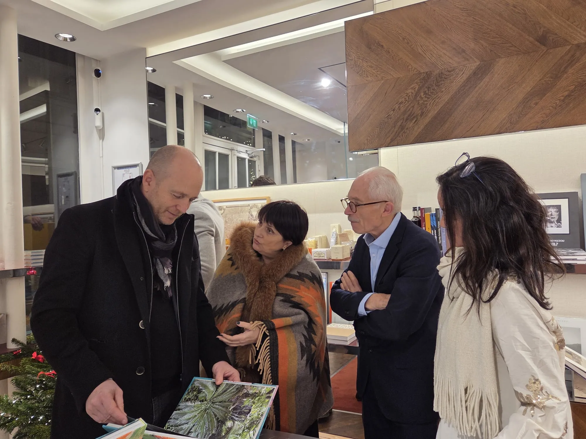 Nouveau livre : Le bonheur de vivre-c06dbad9-77ec-43b4-83fa-fdc768623a55